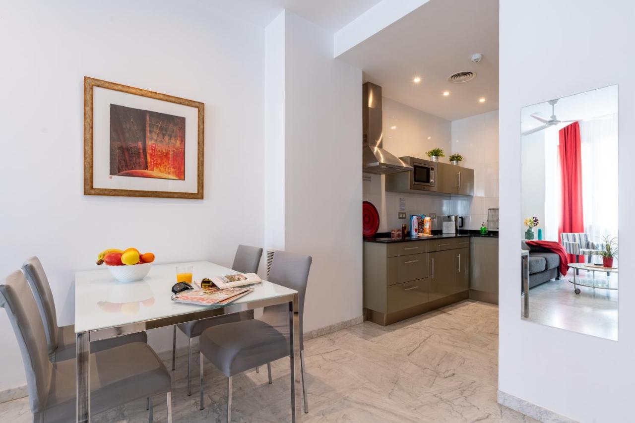 Sevilla Central Suites Apartamentos Puerta Jerez Zewnętrze zdjęcie